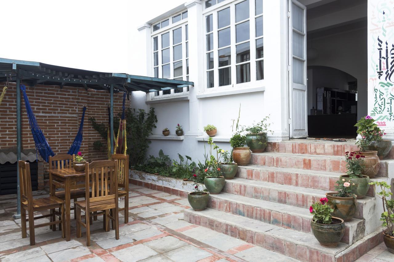 Hostel Casa Blanca Сукре Экстерьер фото